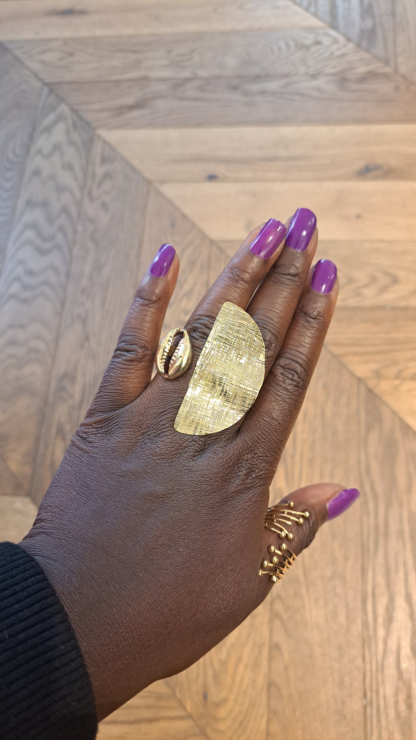 Bague cauri dore