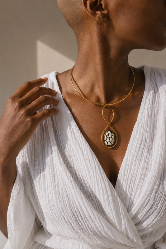 Collier Thya